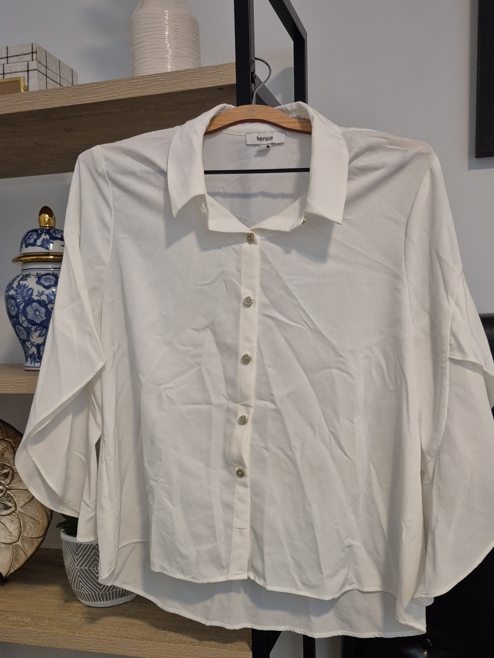 Kensie Cream Button-Front Collared Women's Shirt